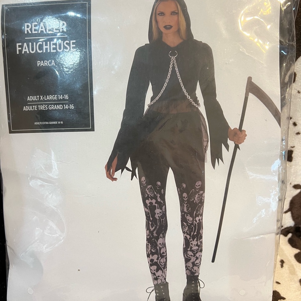 Women’s Reaper Halloween costume
